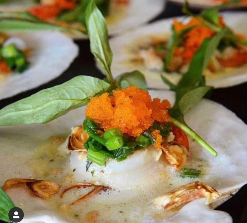 Grilled King Scallops (So Diepnuong Mo Hanh Trungca)