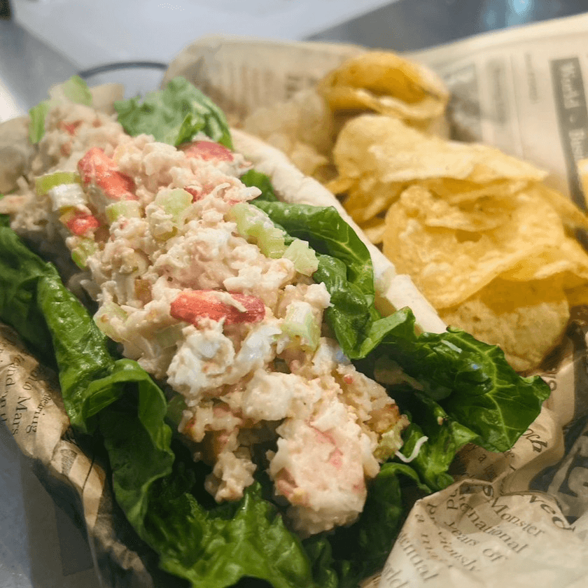 (COLD) Maine Style Lobster Roll