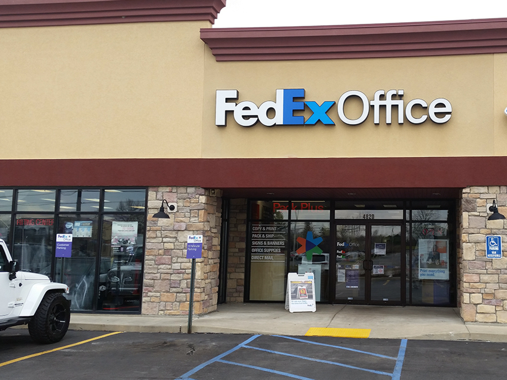 FedEx Office Print & Ship Center Photo