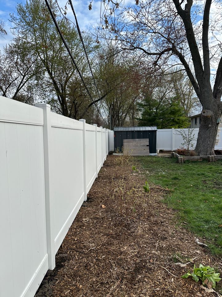 Top Rail Fence Naperville Image