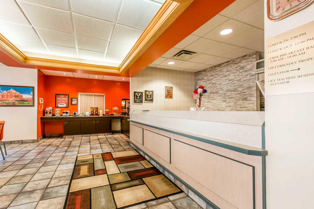 Images Econo Lodge
