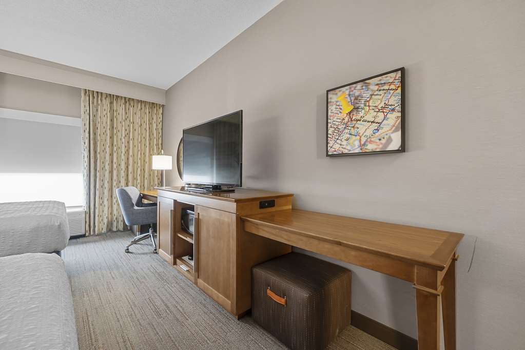 Hampton Inn Cape Girardeau I-55 East Image