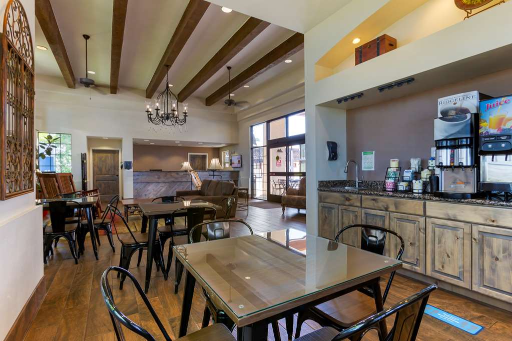 Best Western Paint Pony Lodge Image