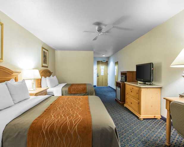 Images Comfort Inn & Suites Sequoia Kings Canyon