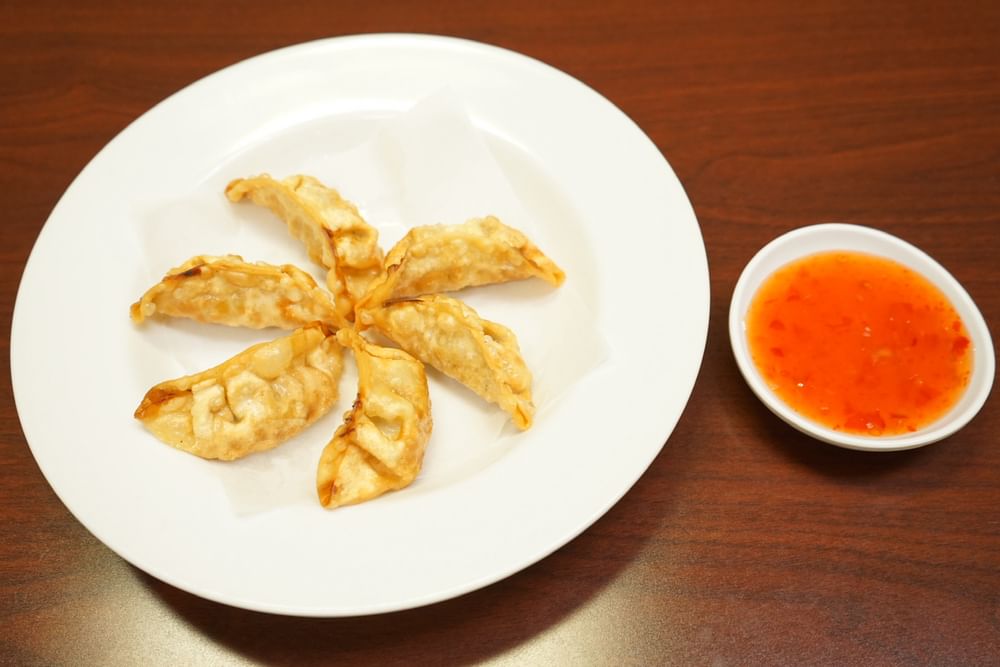 Pork Gyoza (6 pc)