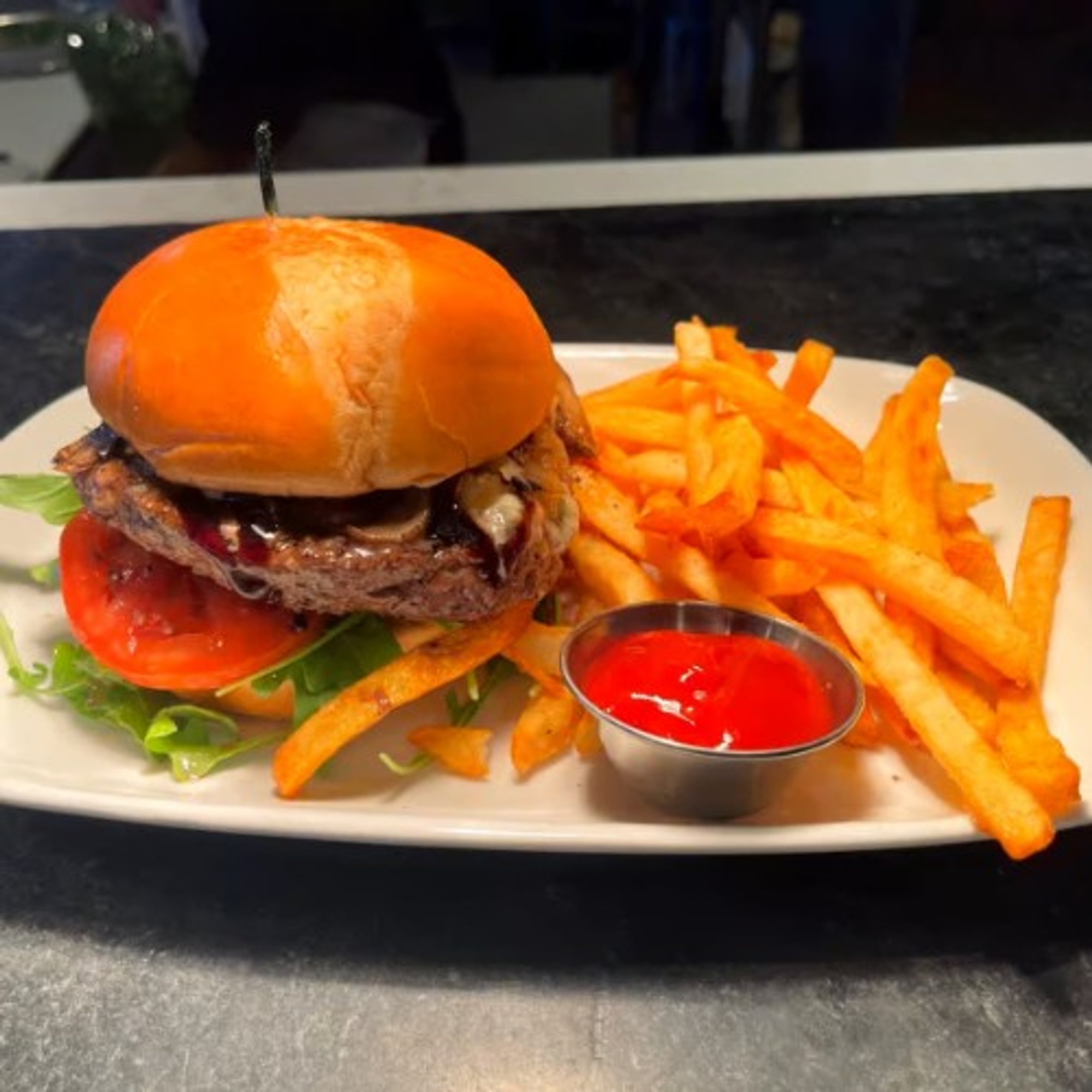 Mika's Black & Blue Burger *
