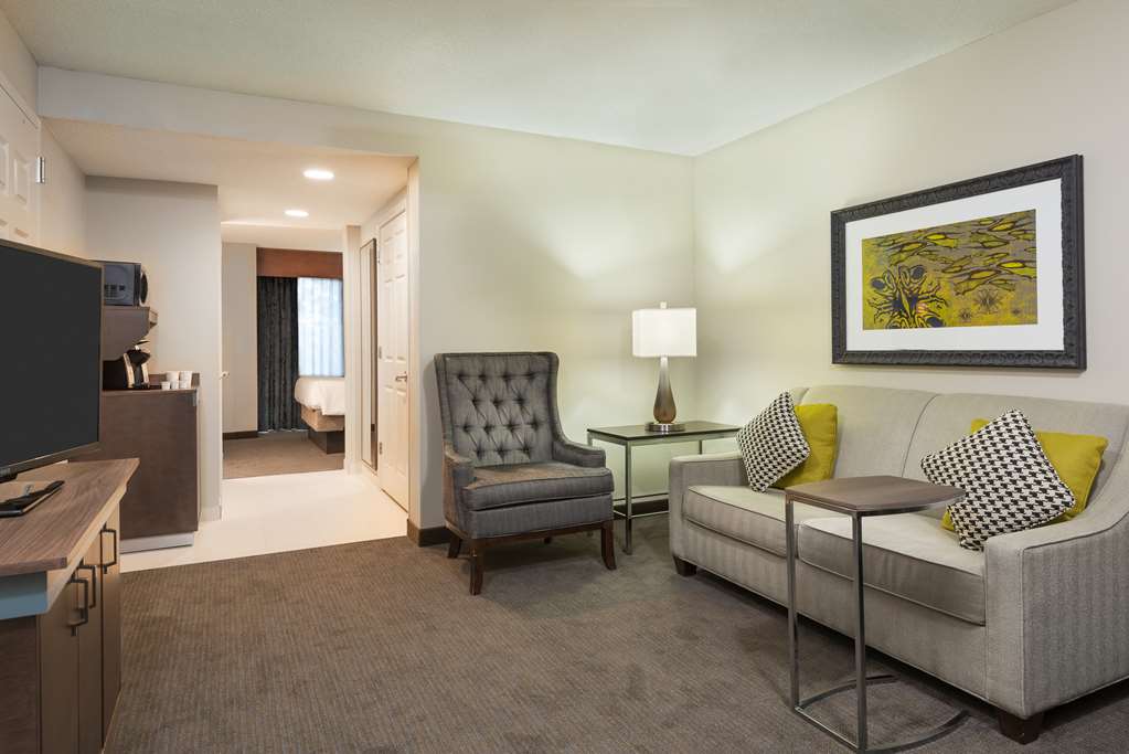 Hilton Garden Inn Westbury Image