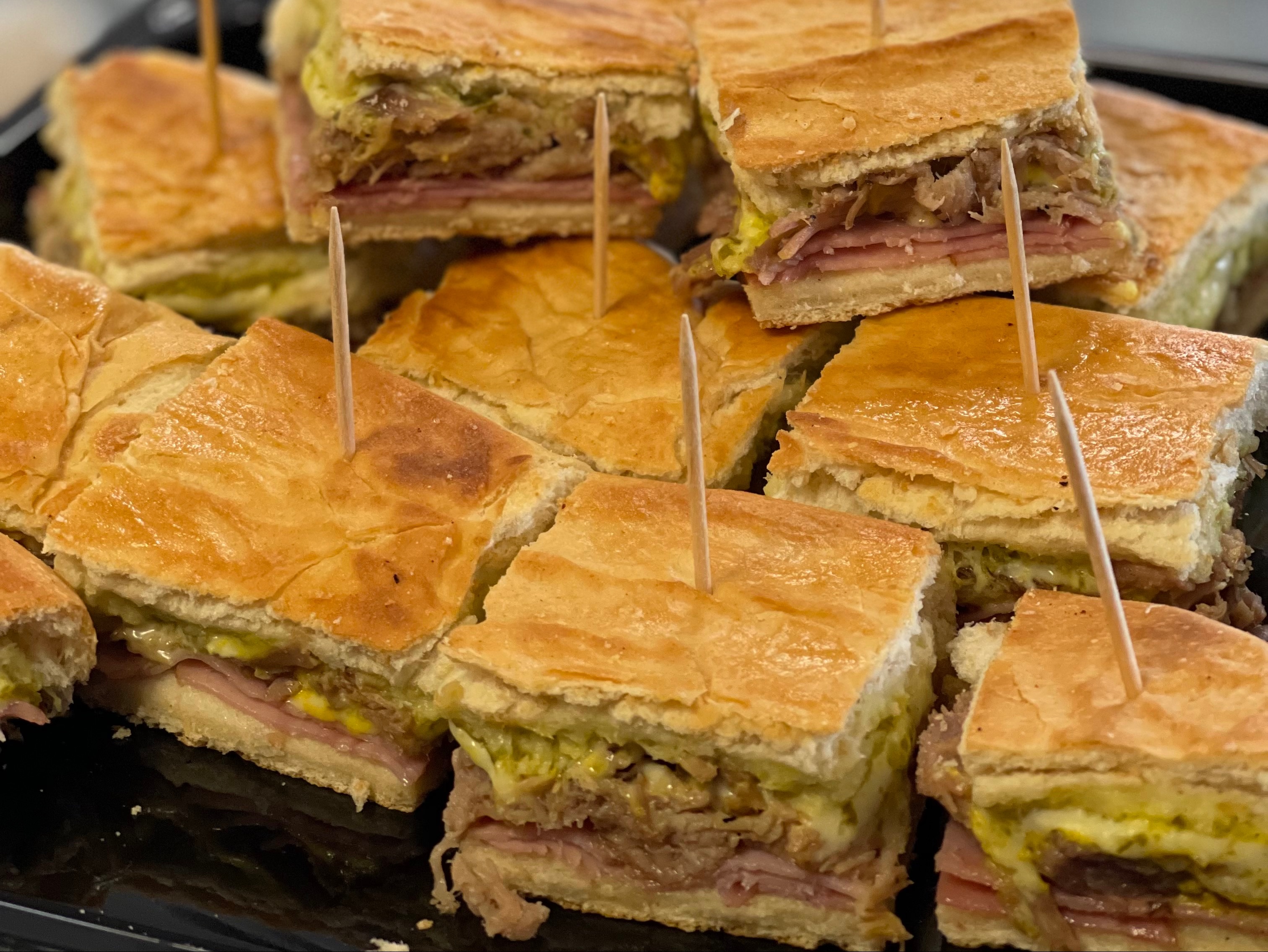 Cubano Whole
