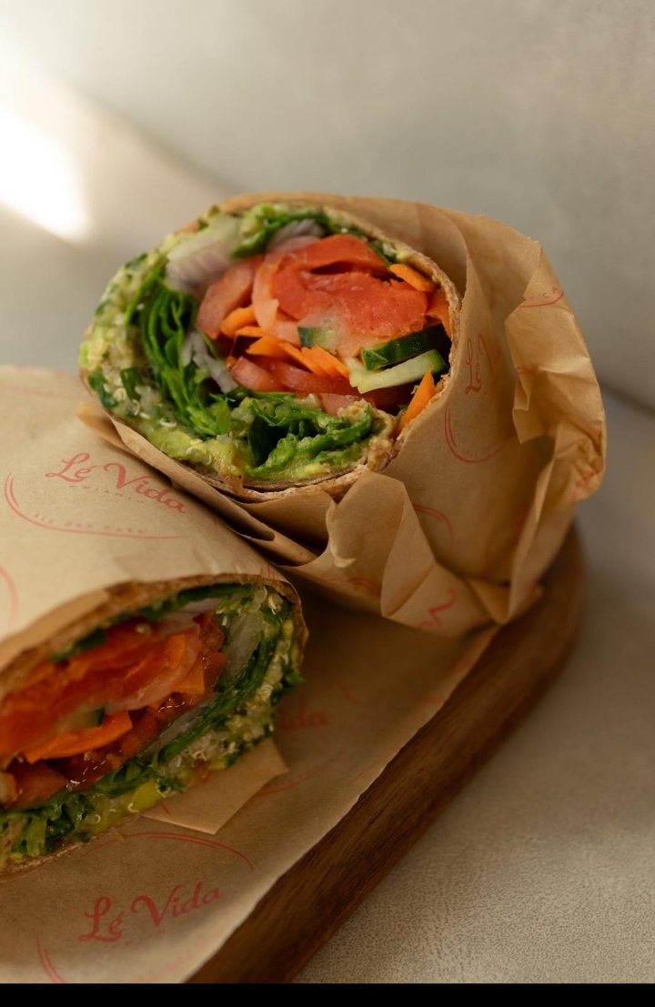Smoke Salmon Wrap