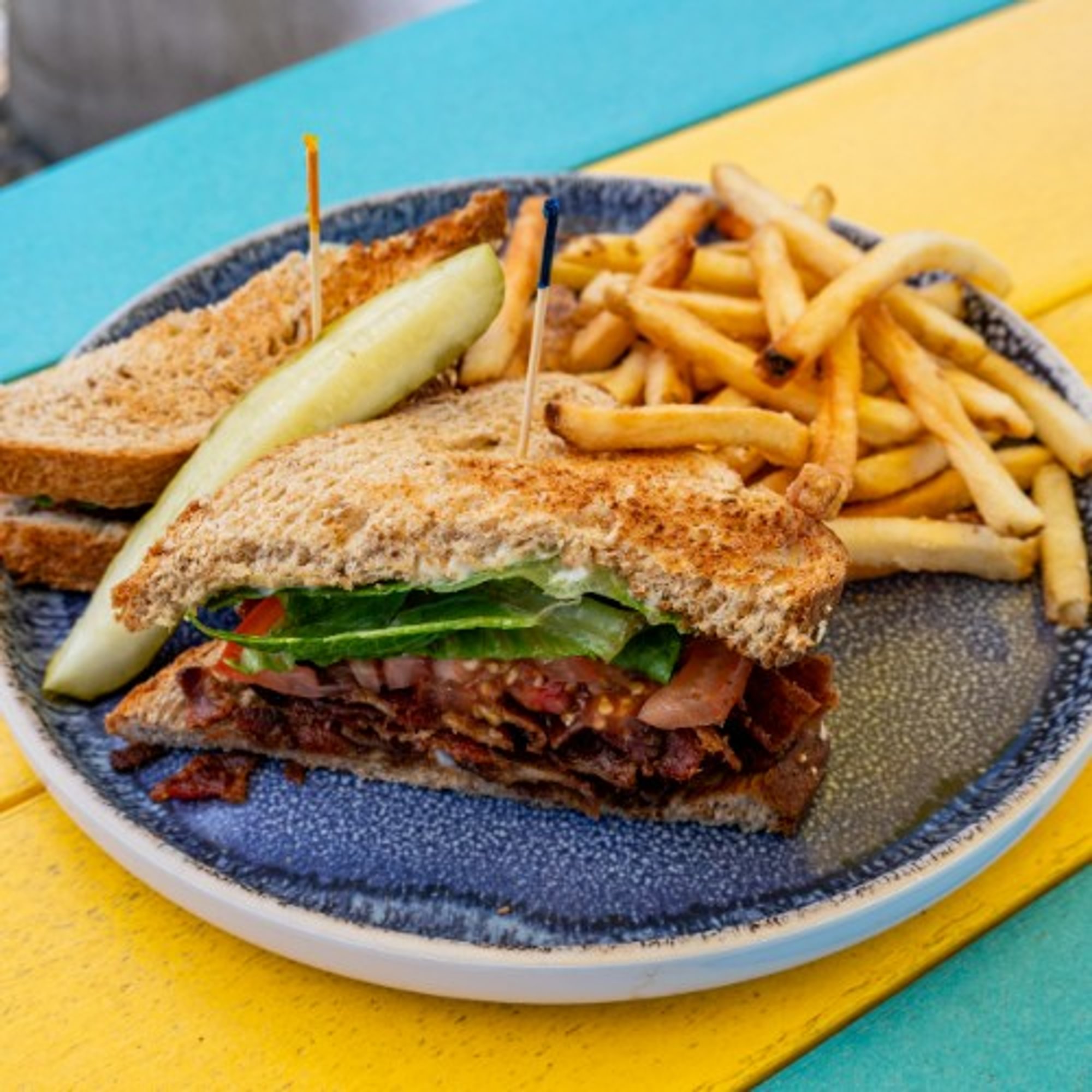 BLT