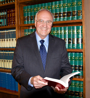 T. Mark Barbieri Attorney at Law Logo