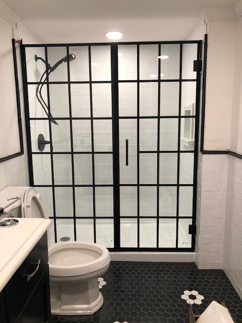 Alchemy Decorating &amp; Renovations, Inc. Logo