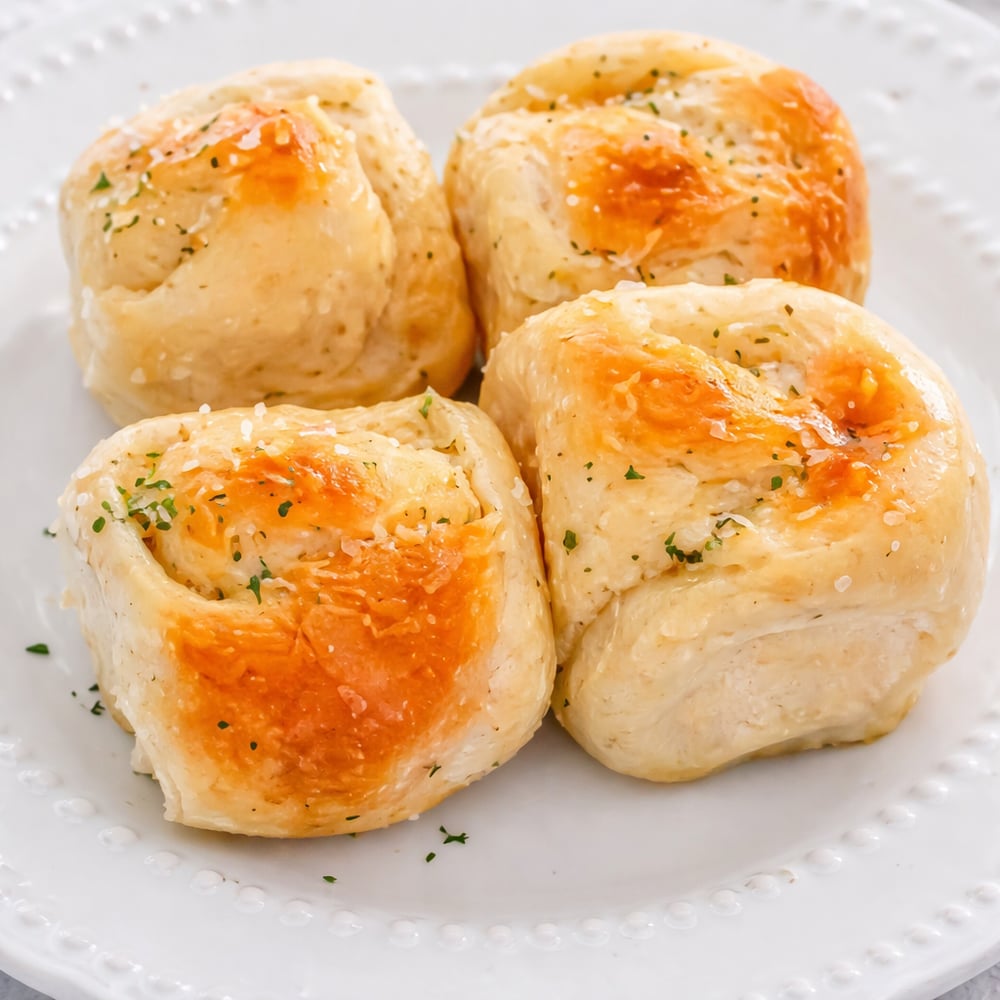 1/2 doz Garlic Rolls