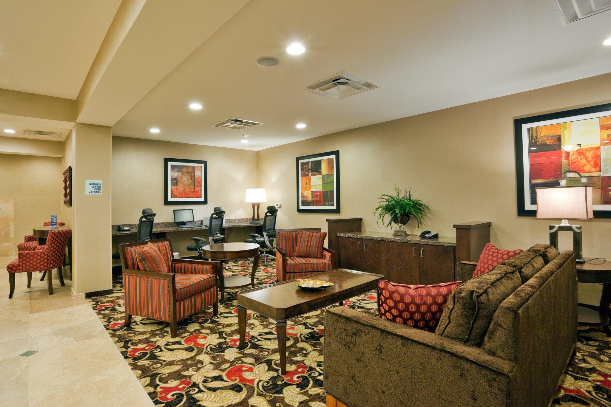 Holiday Inn Express & Suites Kodak East-Sevierville Photo