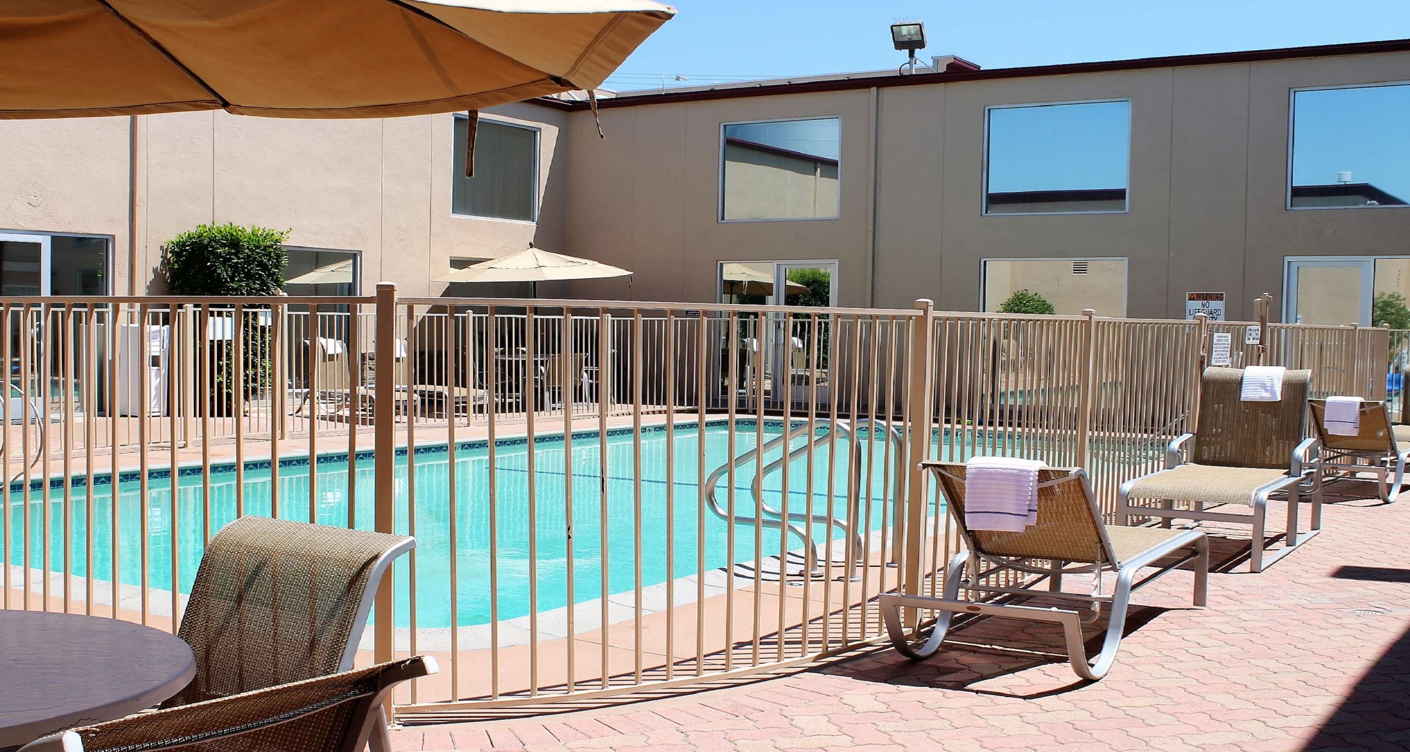 Best Western Canoga Park Motor Inn Photo