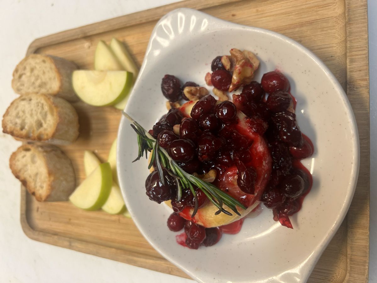 Baked French Brie Cheese