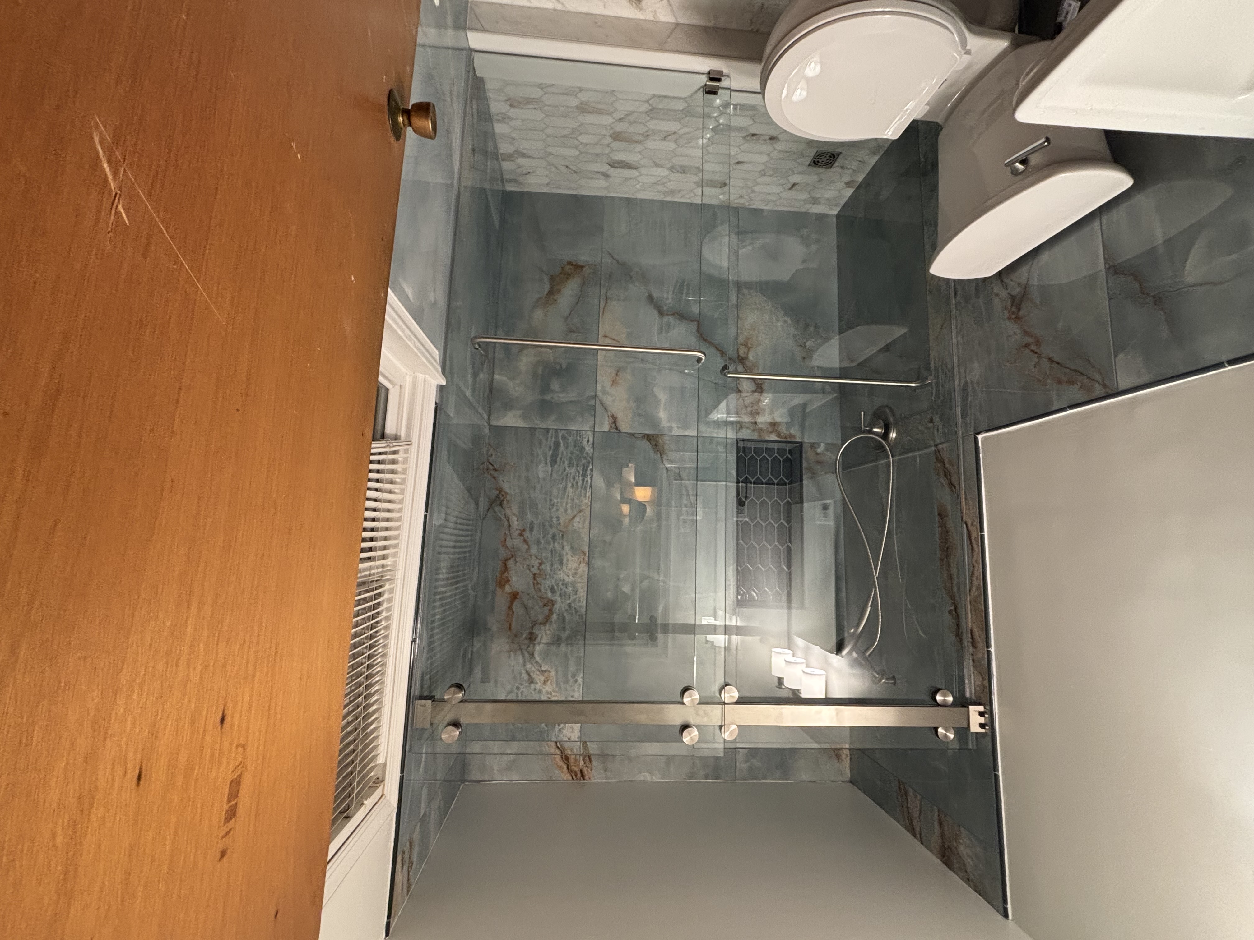 Vasquez glass services LLC Image