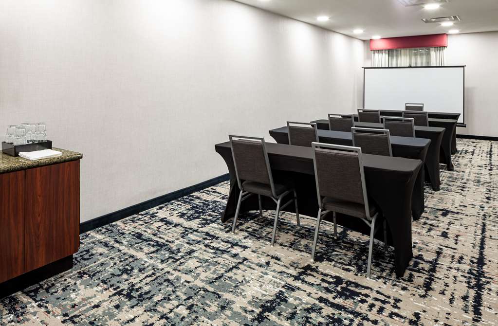 Homewood Suites by Hilton Gainesville Image