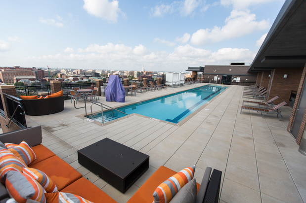 Images 2M Street Apartments