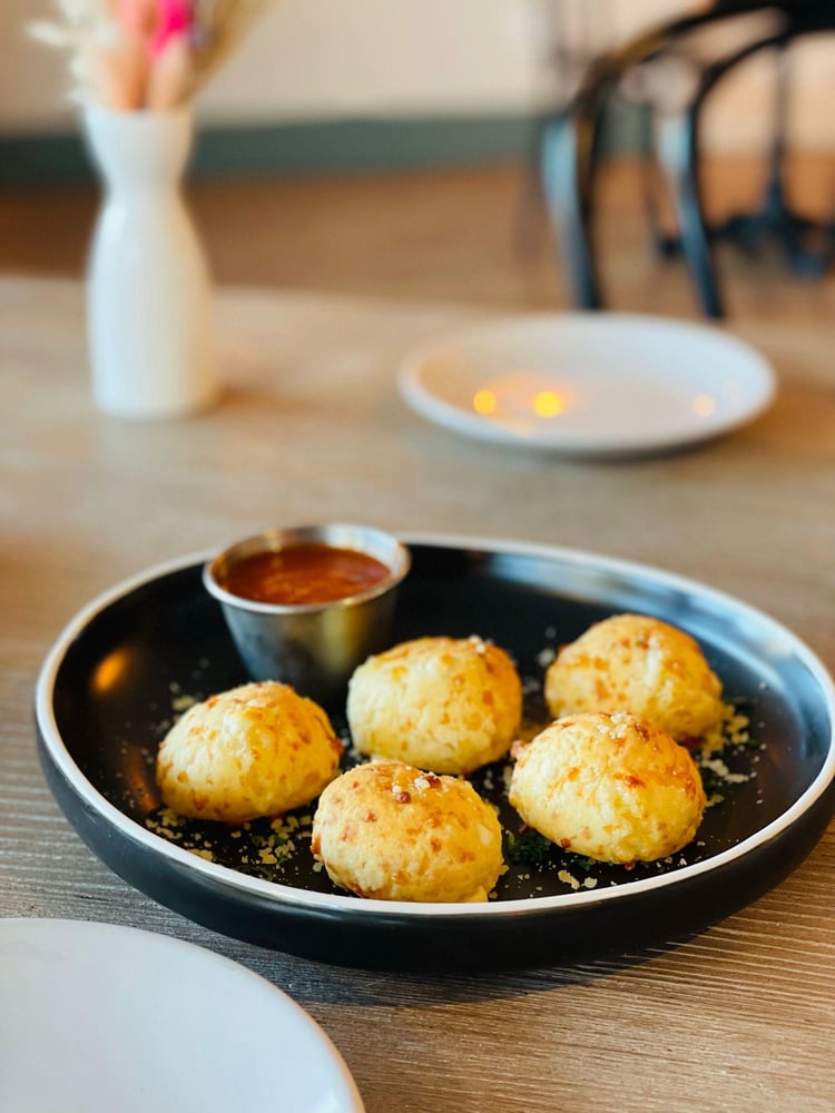 Pao De Queijo