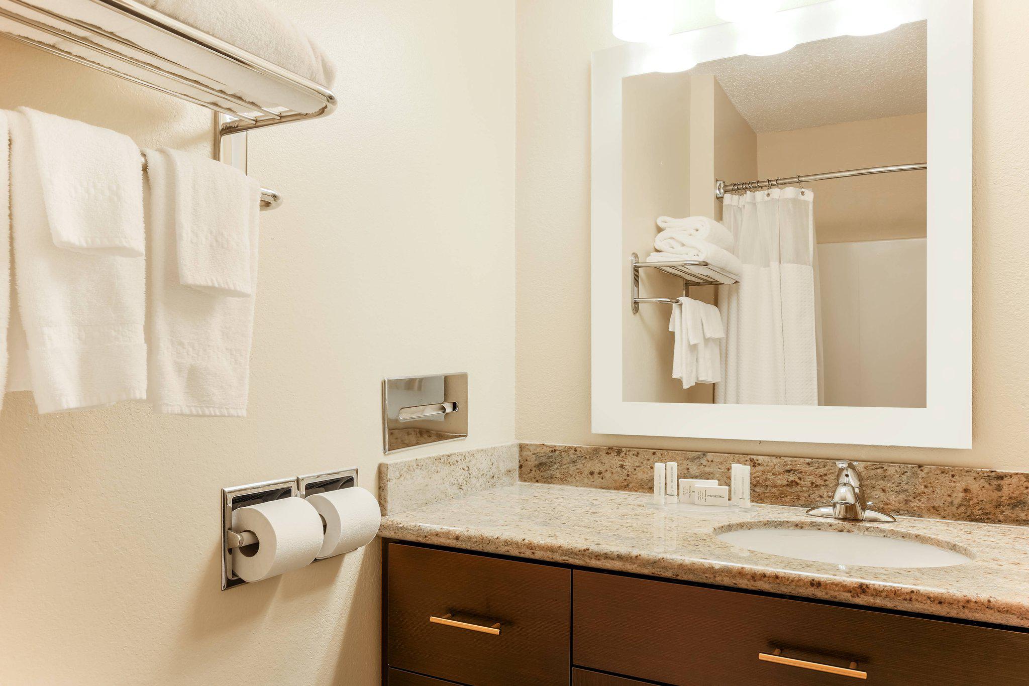 TownePlace Suites by Marriott Houston Brookhollow Photo