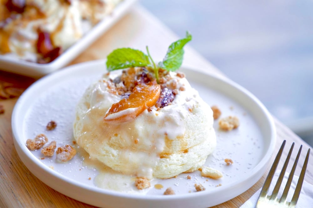 [Single] Peach Pecan Crisp Pancake [Flavor of the Month]
