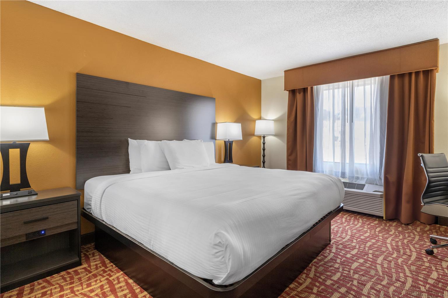 Best Western Aspen Hotel Image