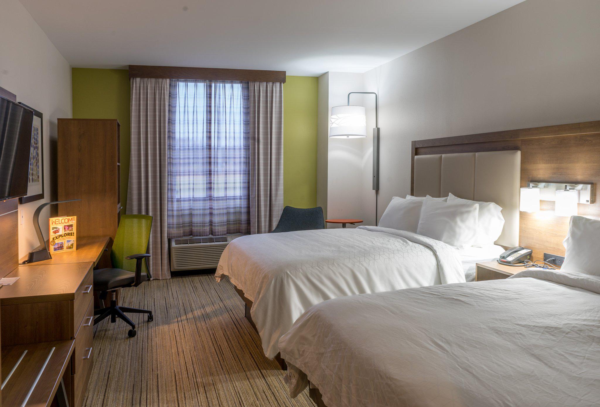 Holiday Inn Express Grand Island - Niagara Falls Photo