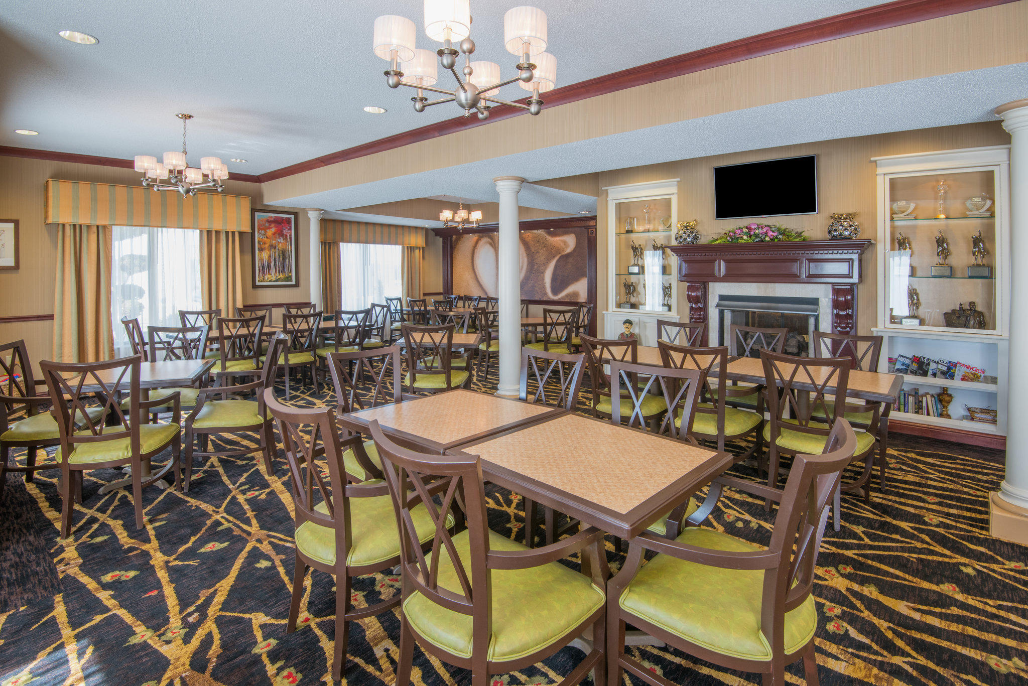 Holiday Inn Express & Suites Sharon-Hermitage Photo