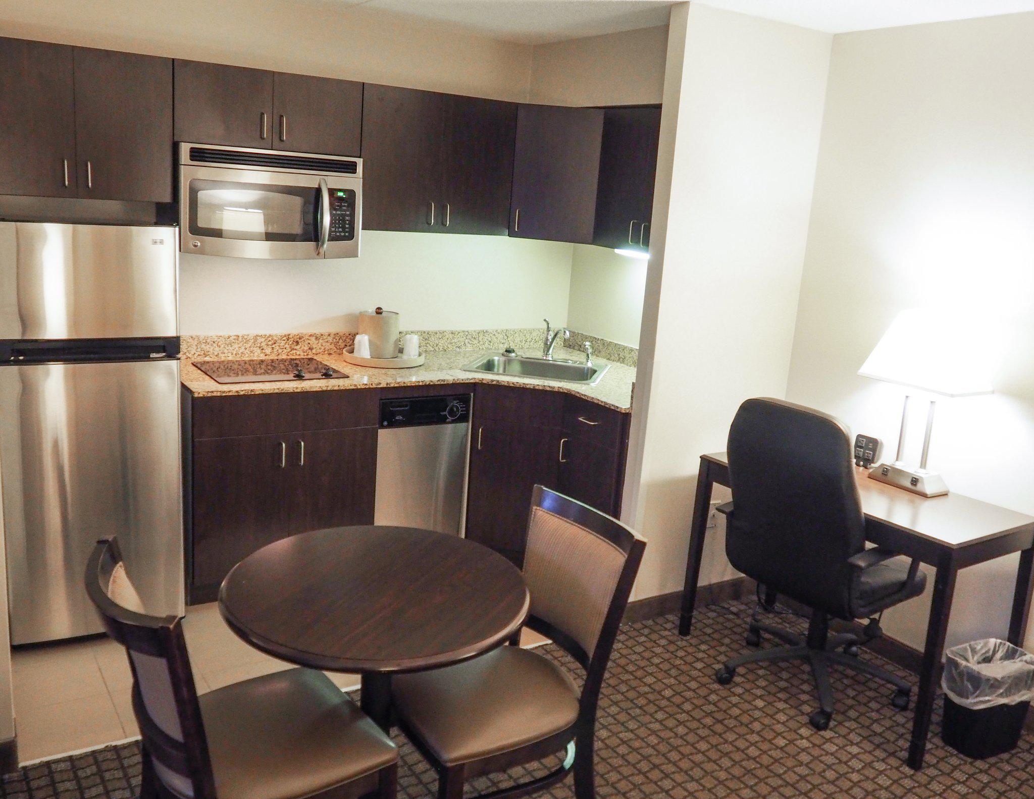 Holiday Inn Express & Suites Blacksburg - University Area Photo