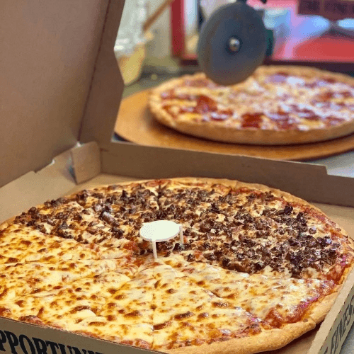 Cheese Pizza (Medium)