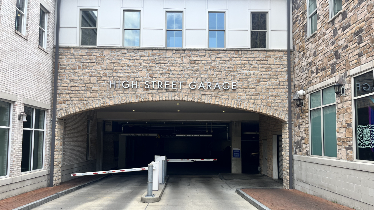 LAZ Parking - Bridge Park