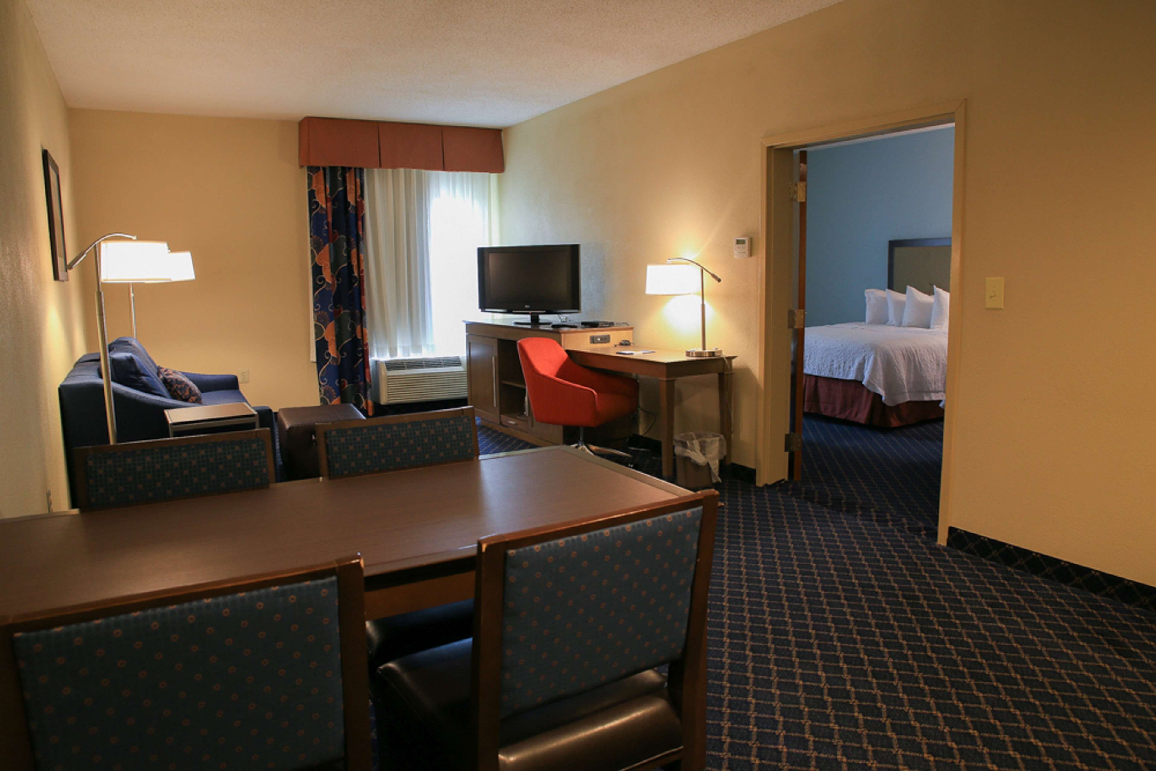 Hampton Inn Bordentown Photo