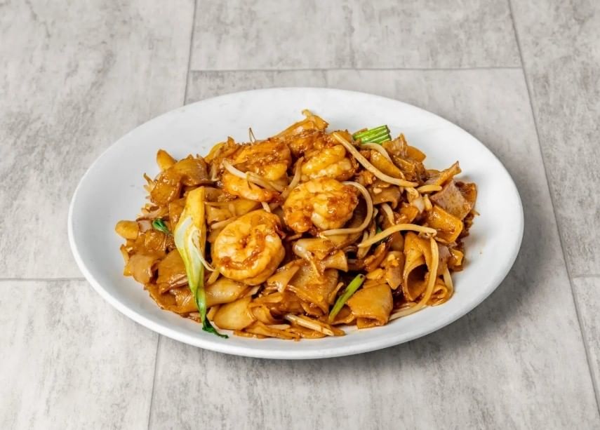 Shrimp chow fun / 虾仁炒河粉