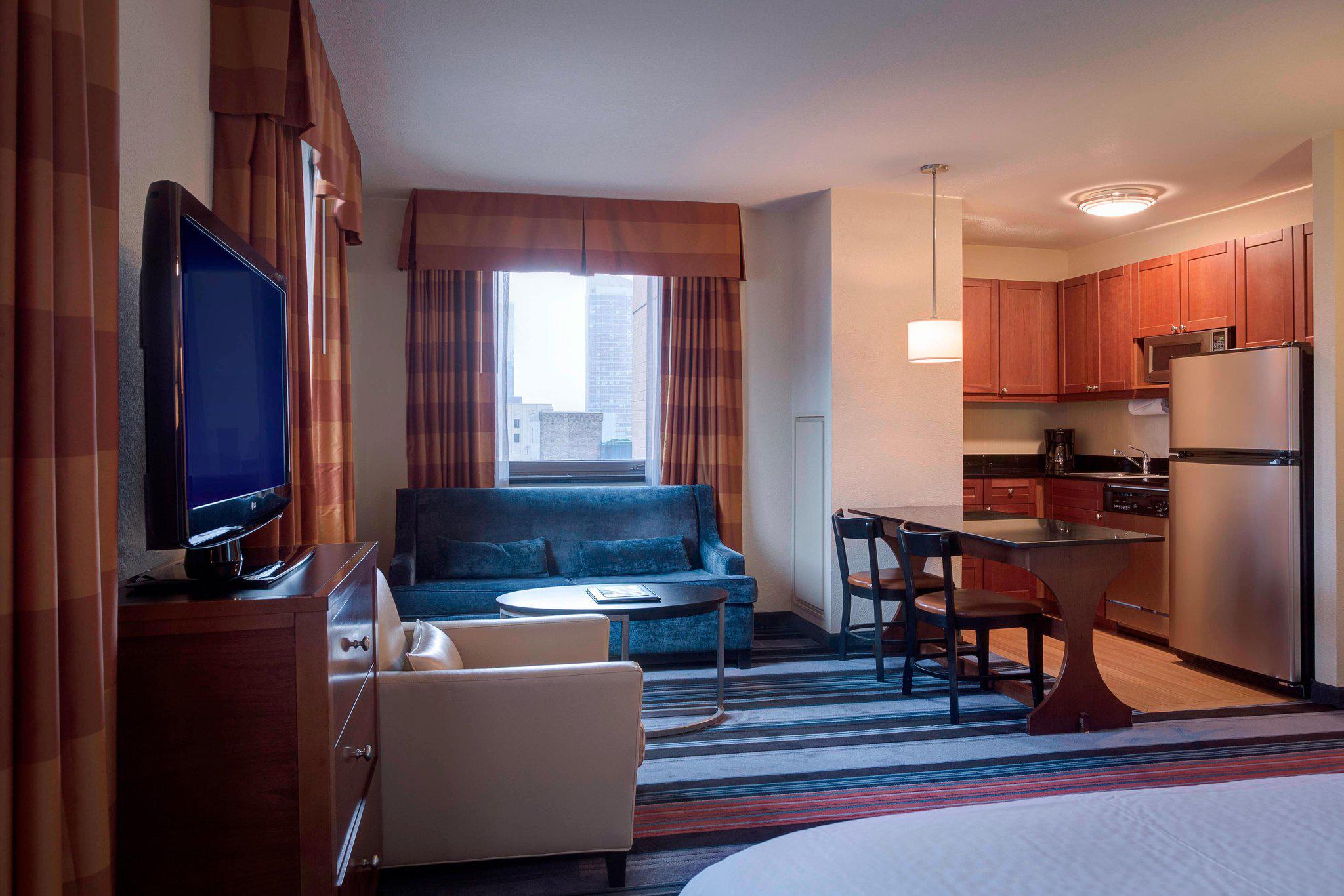 Residence Inn by Marriott New York Manhattan/Times Square Photo