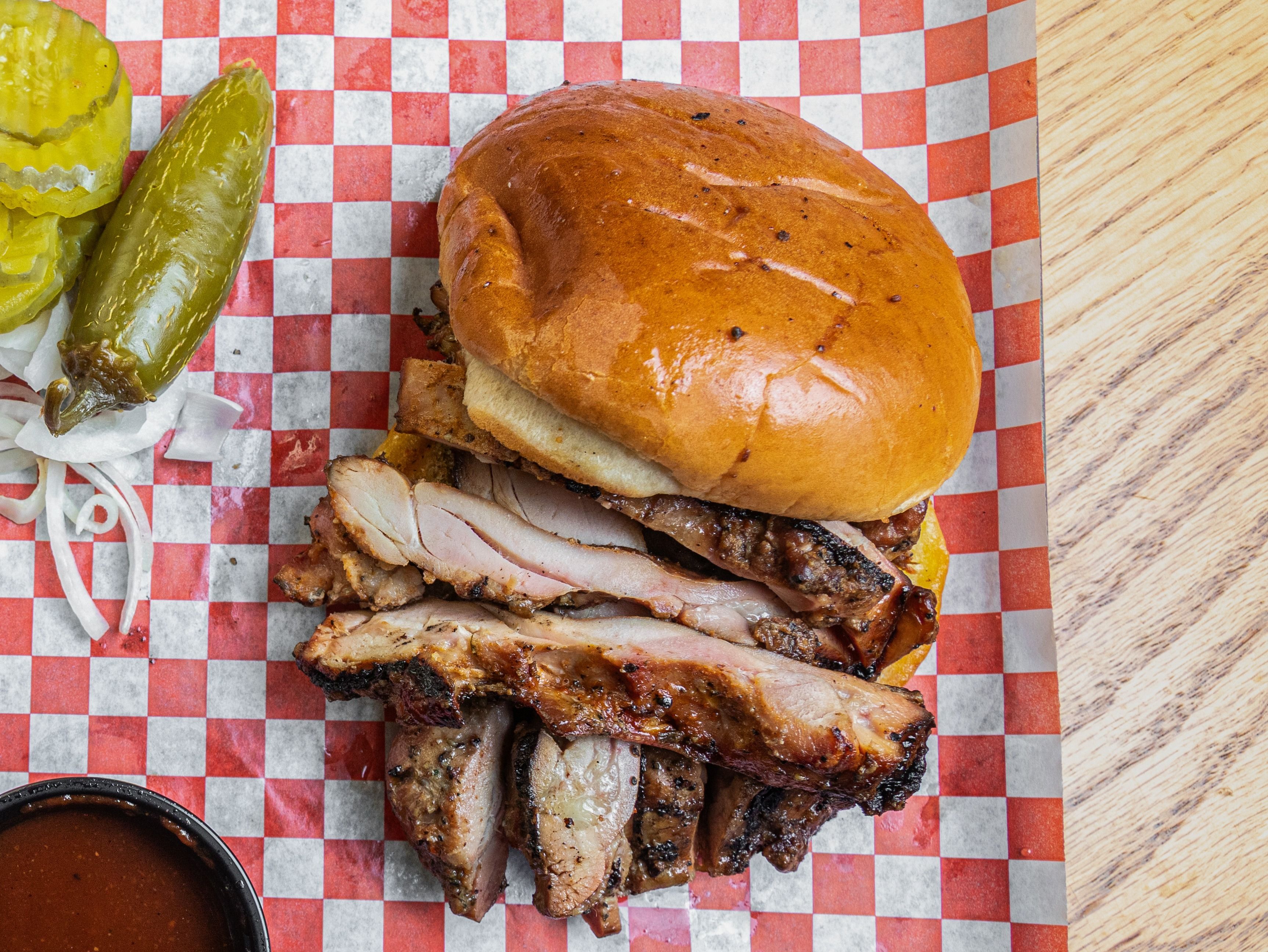 Chicken Sandwich w/6oz Side (Pick Only 1 Side)