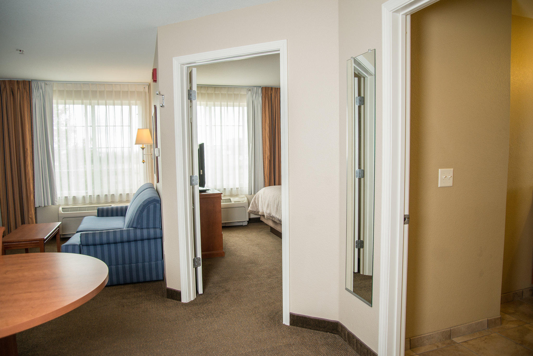 Candlewood Suites Loveland Photo