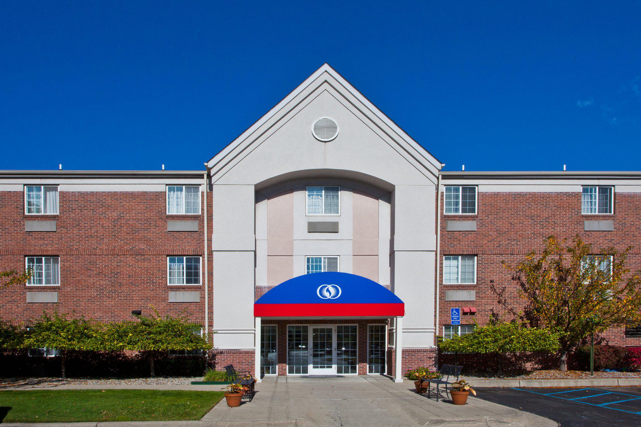 Candlewood Suites Detroit-Southfield Photo