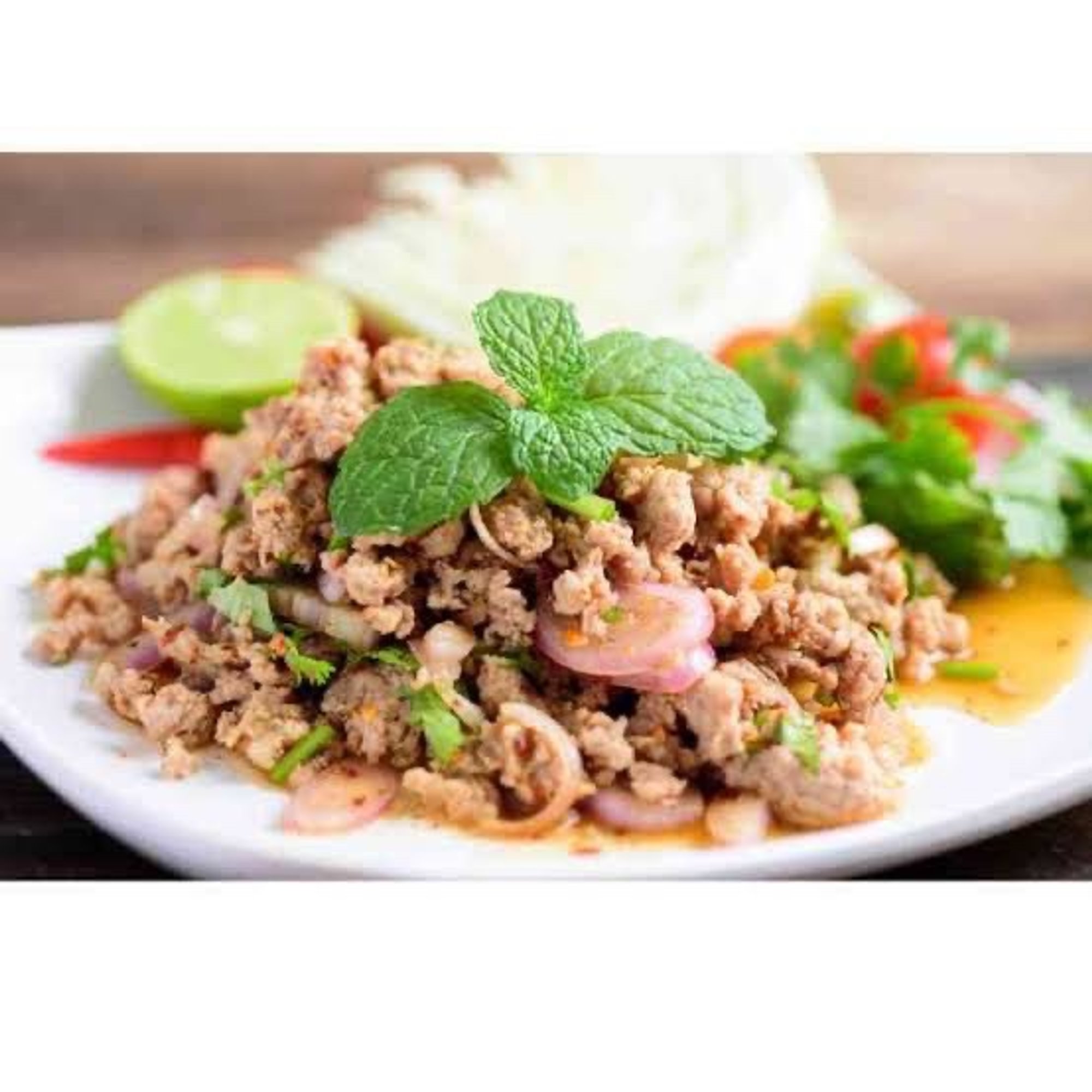 C23.Larb E-Sarn Dinner