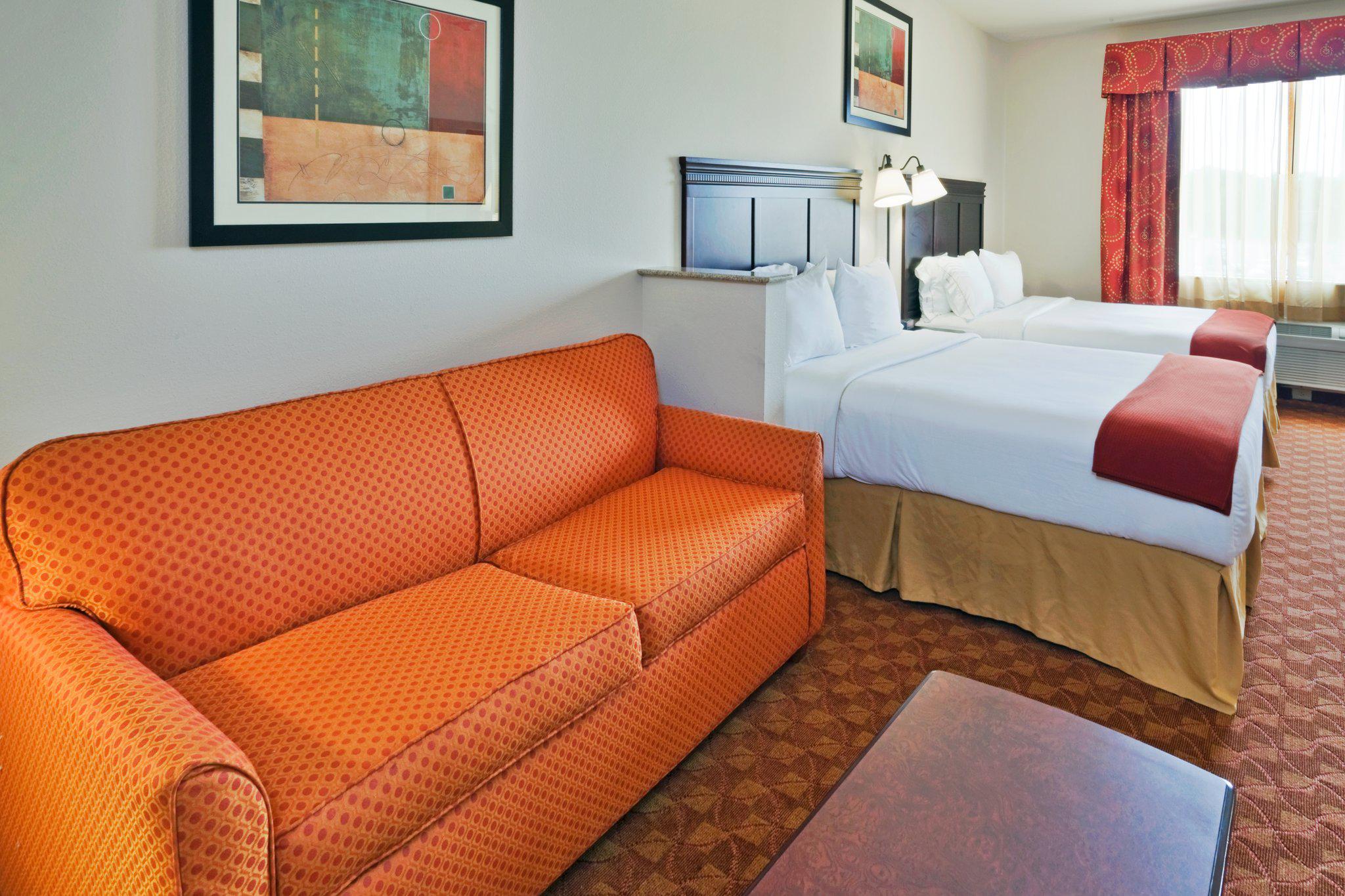 Holiday Inn Express & Suites Athens Photo