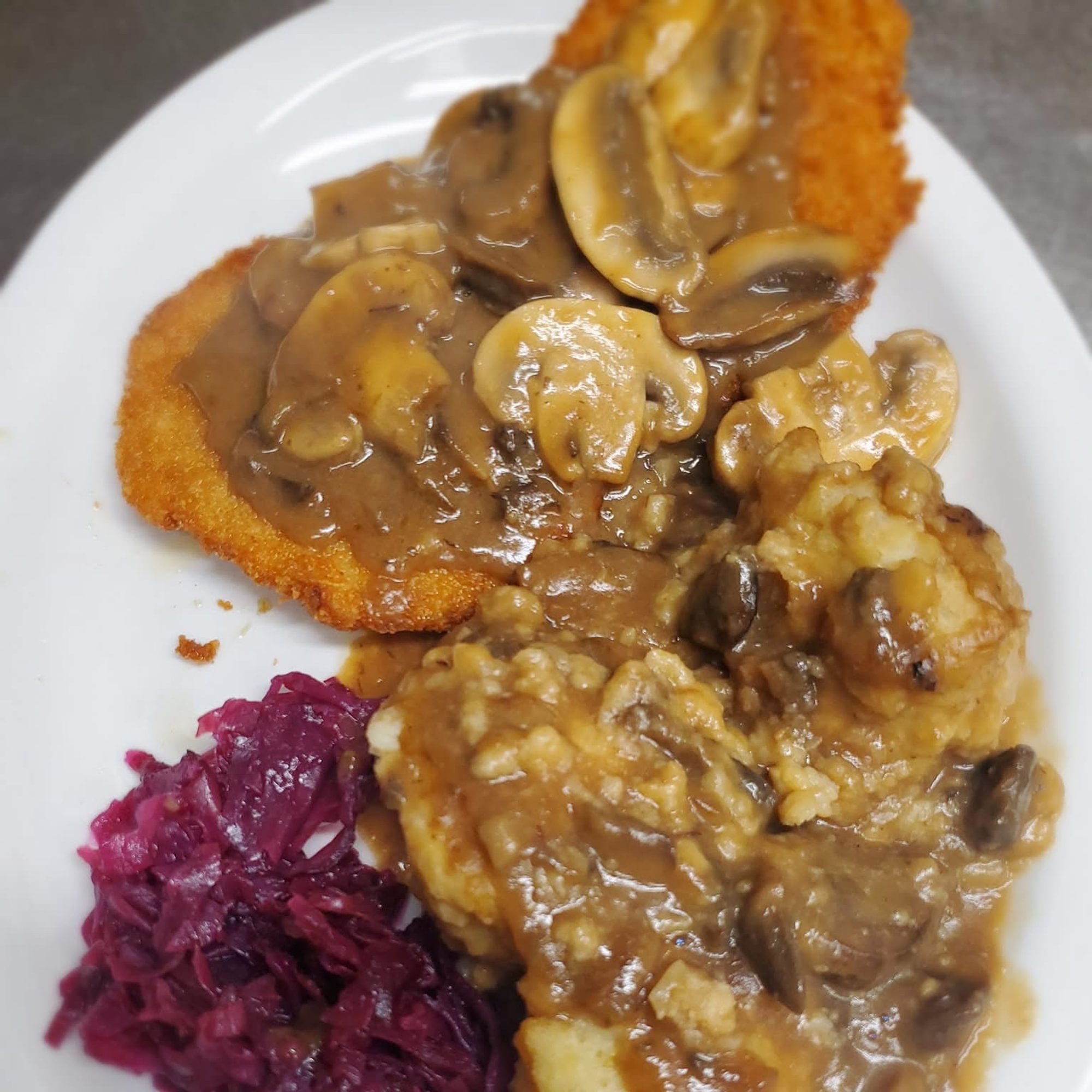 Jaeger Schnitzel