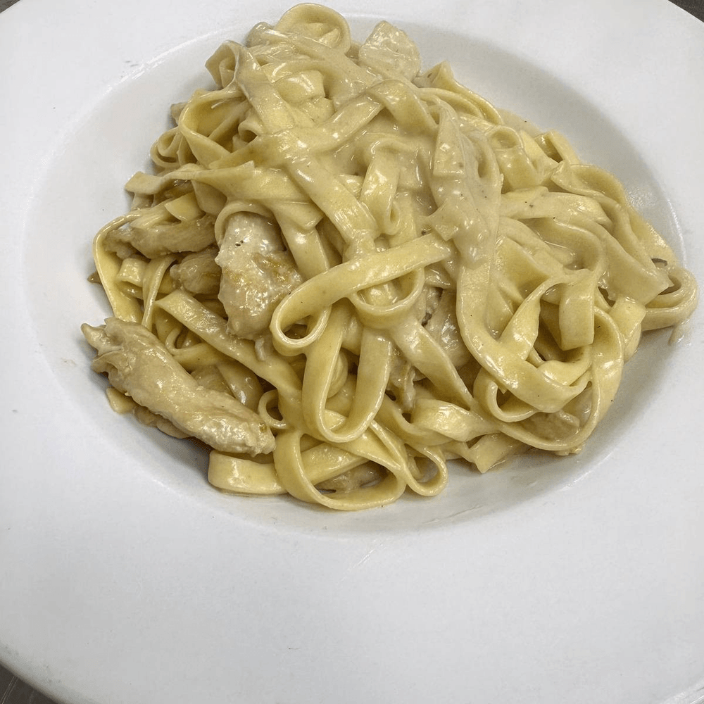 Fettuccine Alfredo