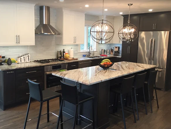 Tom's Remodeling & Construction Image