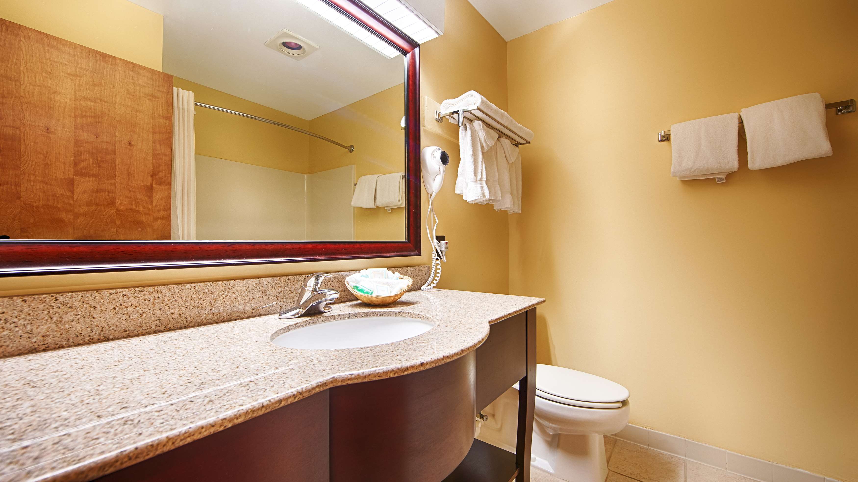 Best Western of Lake George Photo