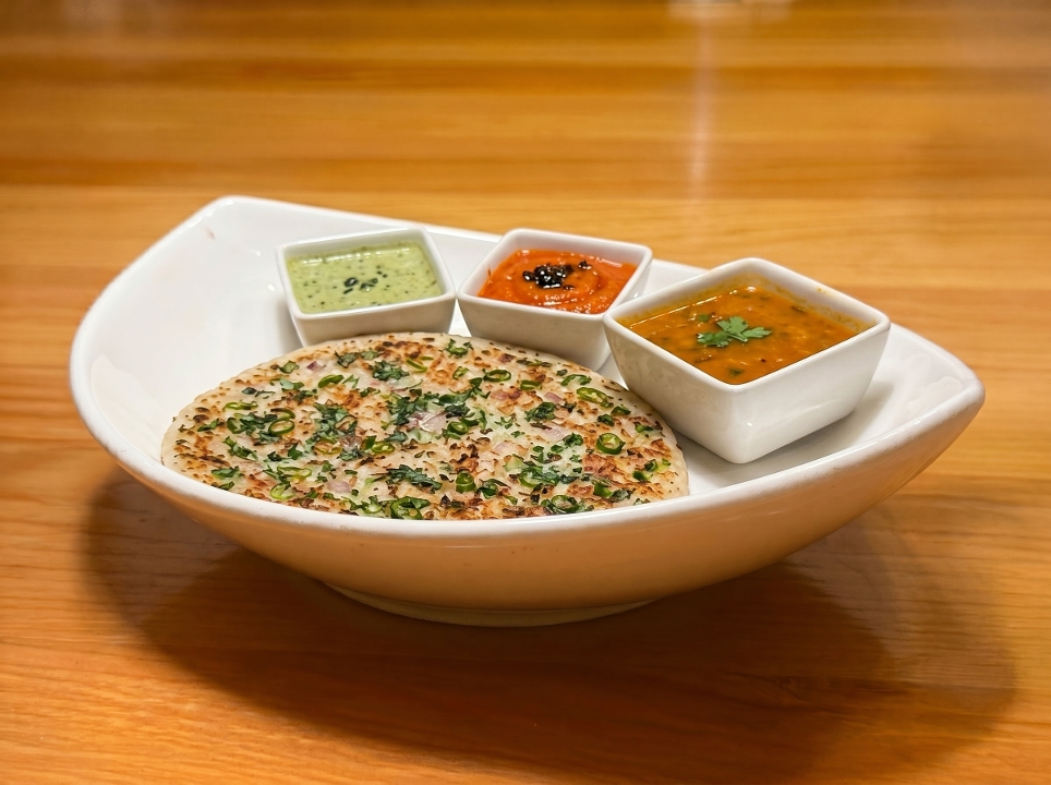 Onion & Chilly Uthappam
