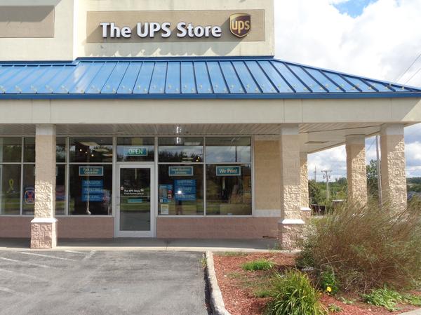 Facade of The UPS Store Evans Mills