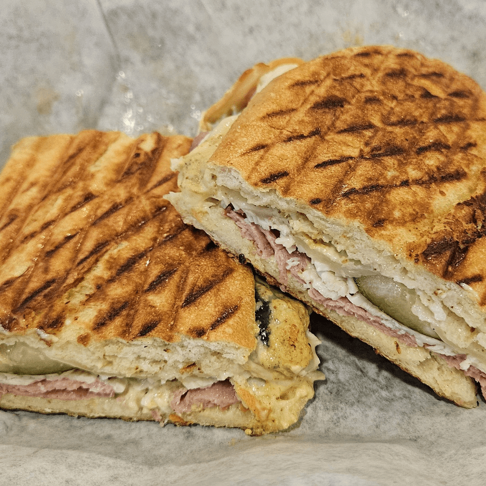 Mo Bano Sandwich Special
