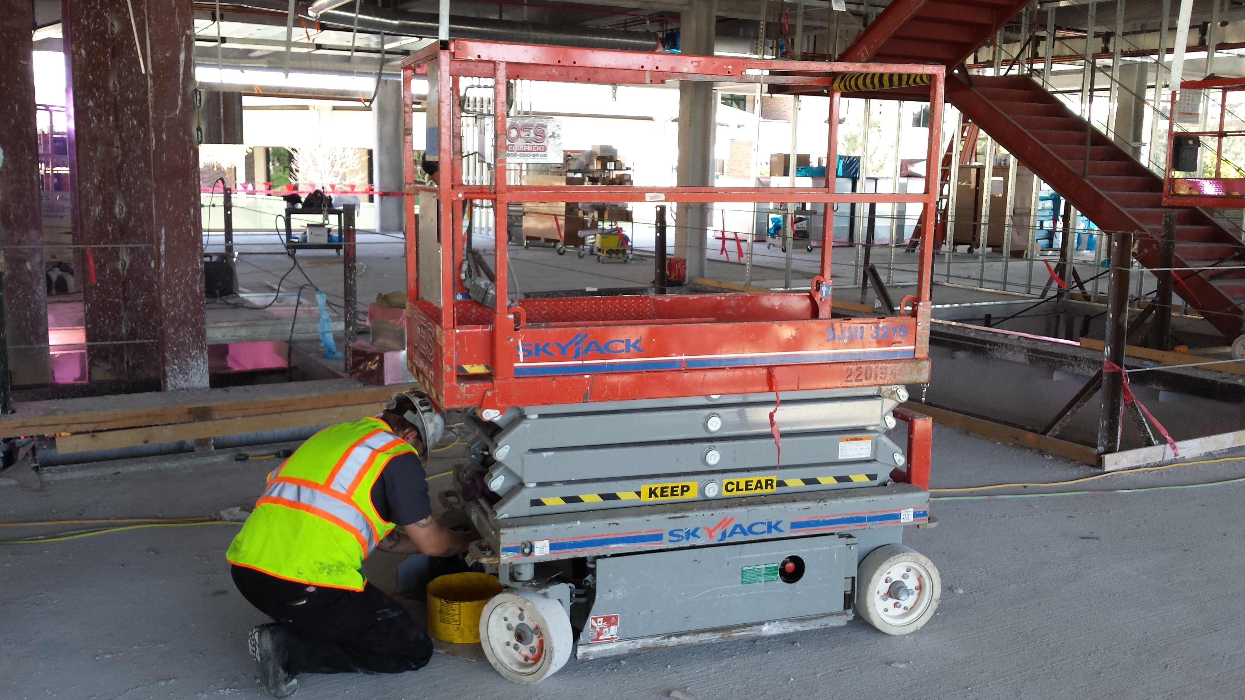 The Hose Pros- 24 hour Hydraulic Hose Service Logo