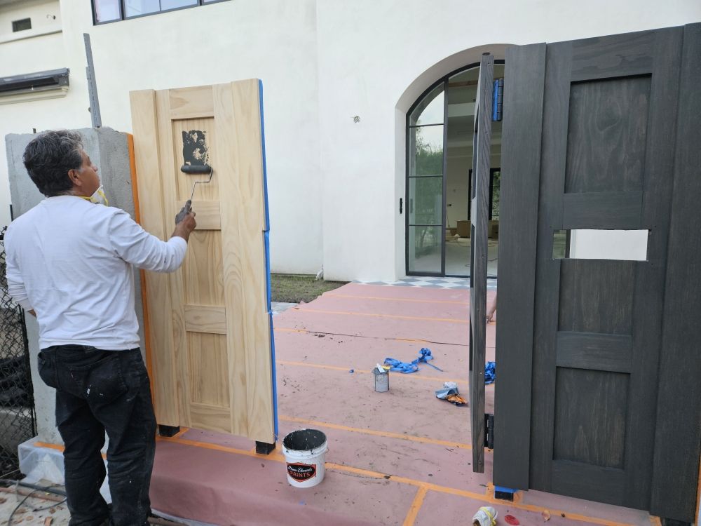 Extra Care Custom Painting Inc. Logo