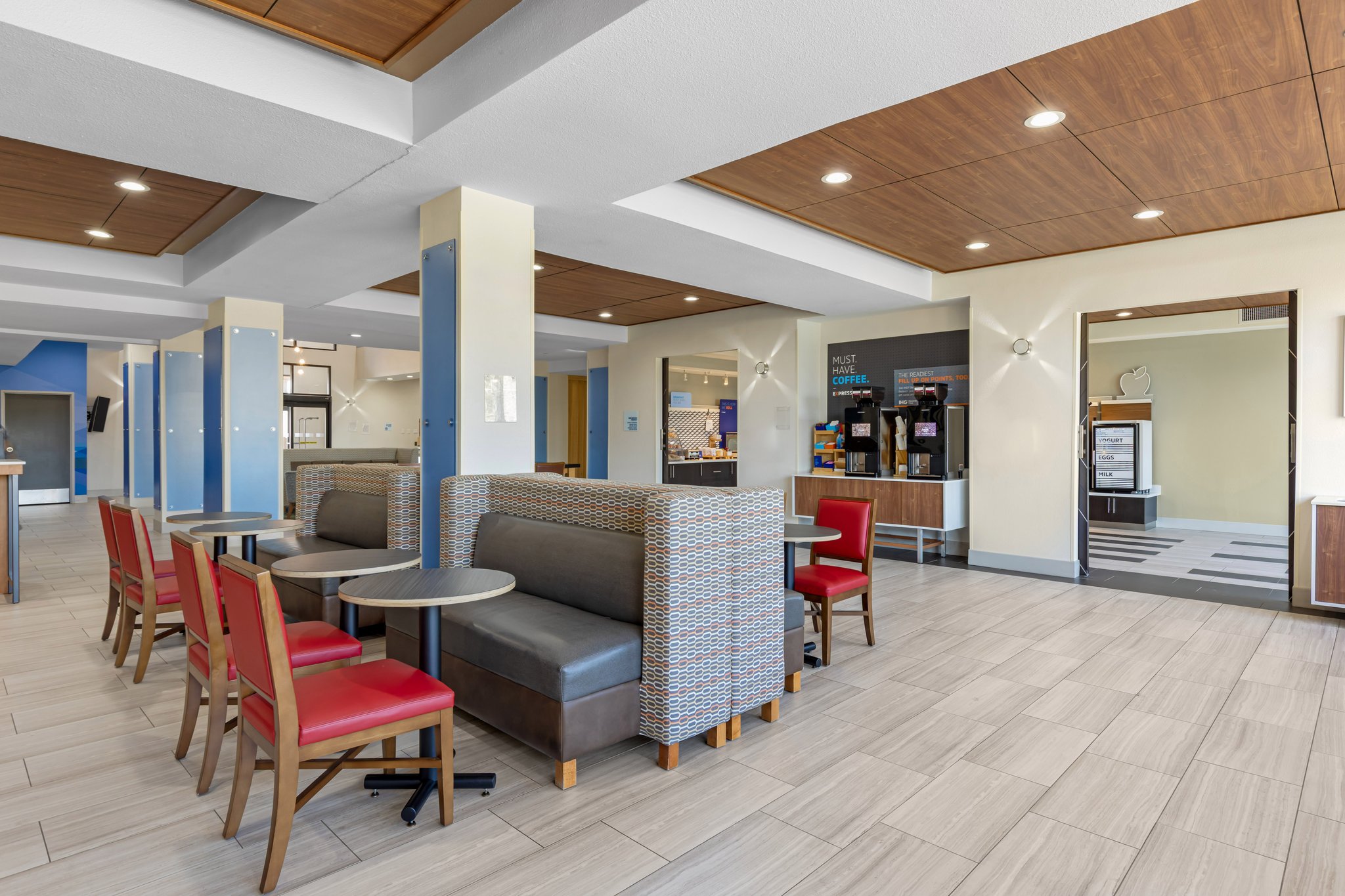 Holiday Inn Express & Suites Fairfield-North by IHG Image